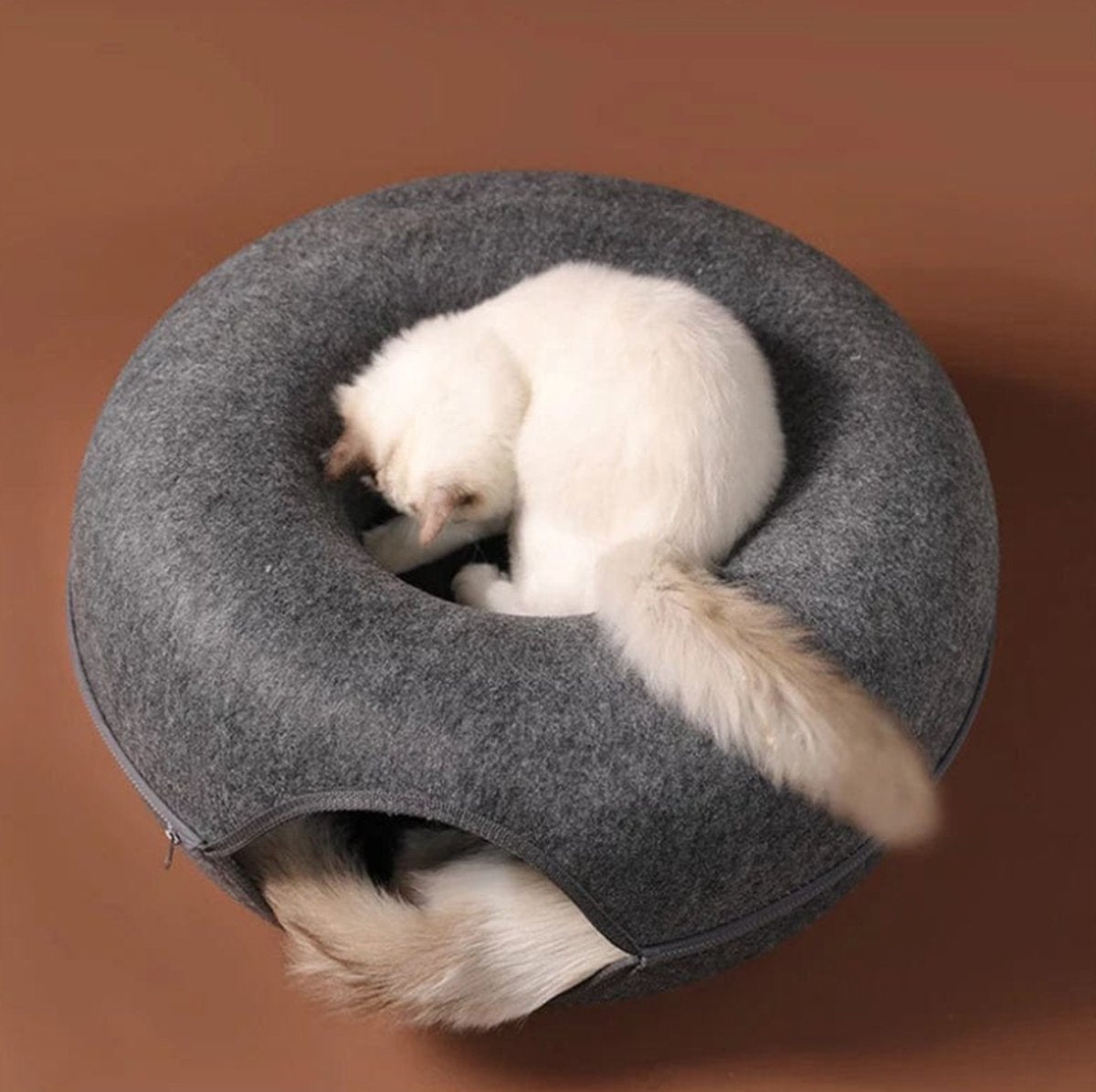 Merkloos A.K.A. Kattentunnel En Kattenmand In-1 – Kattenspeelgoed Speeltunnel Kattenhuis – Kattenhol Rond Kattenspeeltjes - Cat Cave Donut - Antraciet Vilt