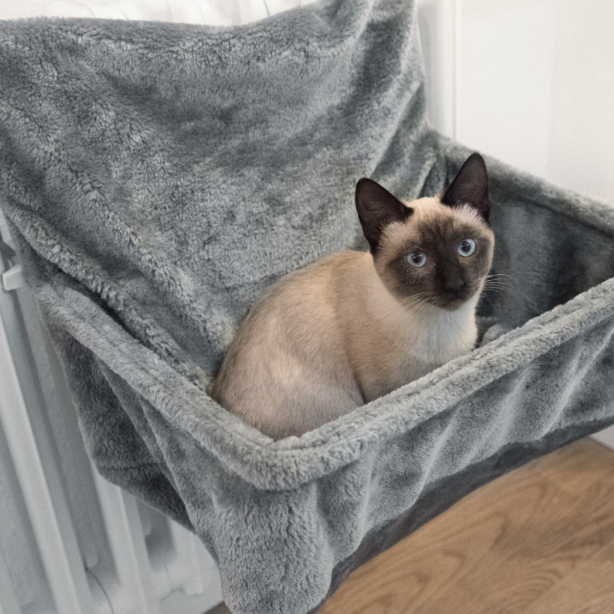  Navaris Hangmat Radiator Voor Katten - Kattenmand Voor Aan De Verwarming - Inclusief Uitneembaar Kussen - Tot 6 Kg